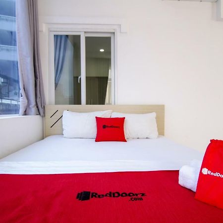 Reddoorz Near Quan Khu 7 Stadium Ciudad Ho Chi Minh  Exterior foto