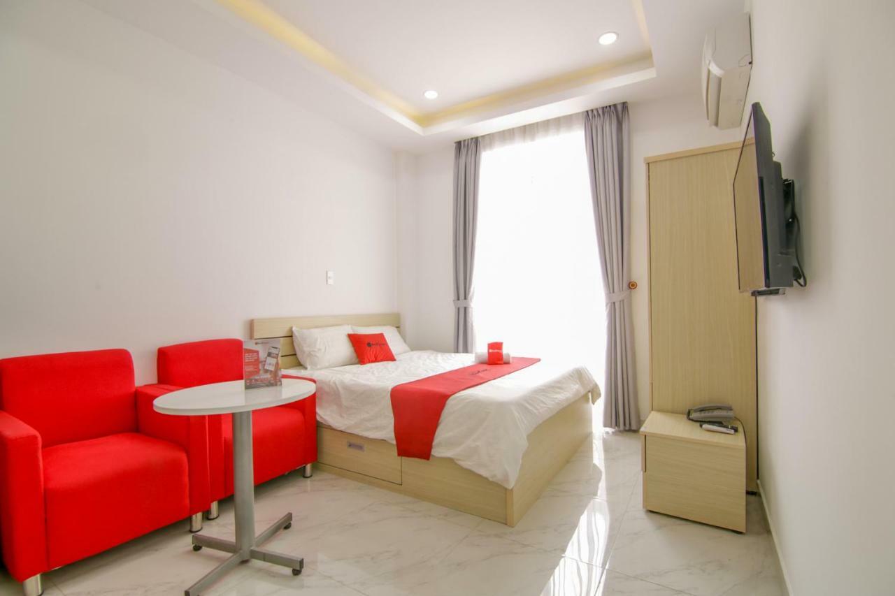 Reddoorz Near Quan Khu 7 Stadium Ciudad Ho Chi Minh  Exterior foto
